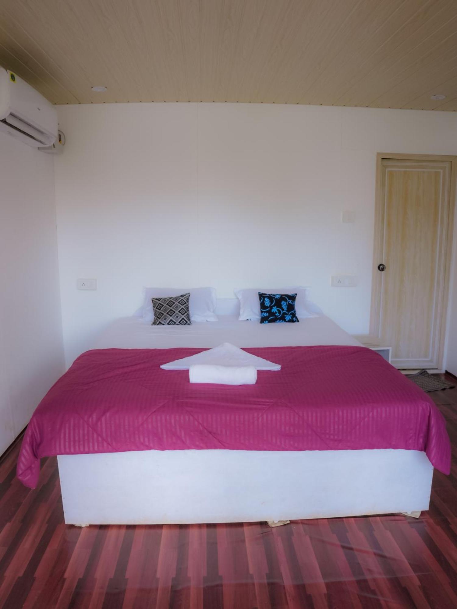 מלון Hilltop Seaview Palolem Goa מראה חיצוני תמונה